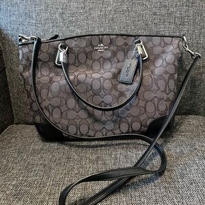 Coach Signature C Purse